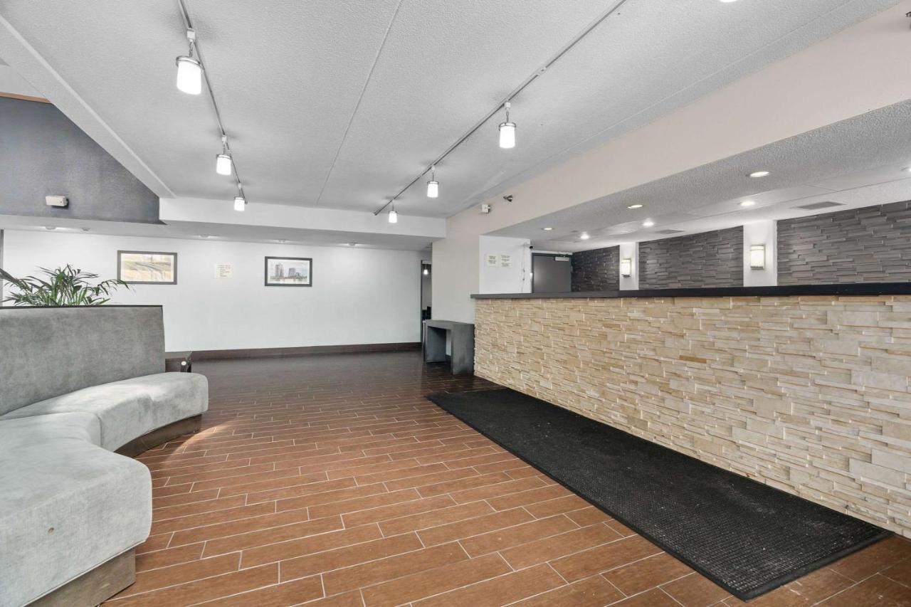 Quality Inn & Suites Mall Of America - Msp Airport Bloomington Esterno foto