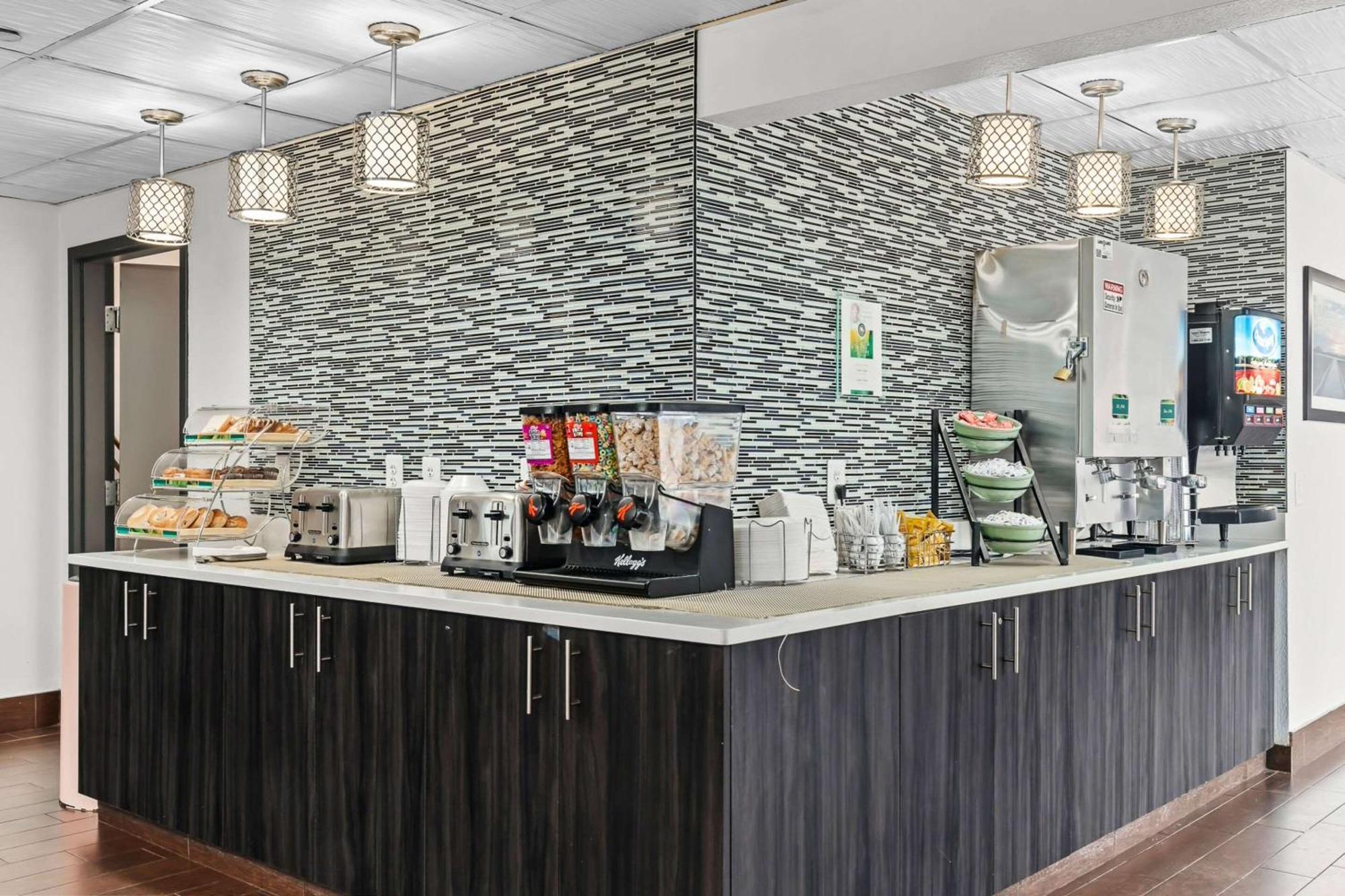 Quality Inn & Suites Mall Of America - Msp Airport Bloomington Esterno foto