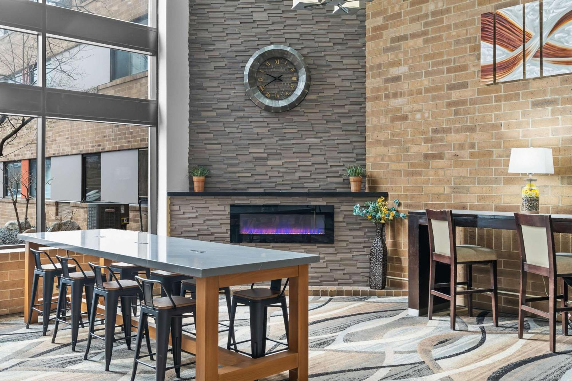 Quality Inn & Suites Mall Of America - Msp Airport Bloomington Esterno foto