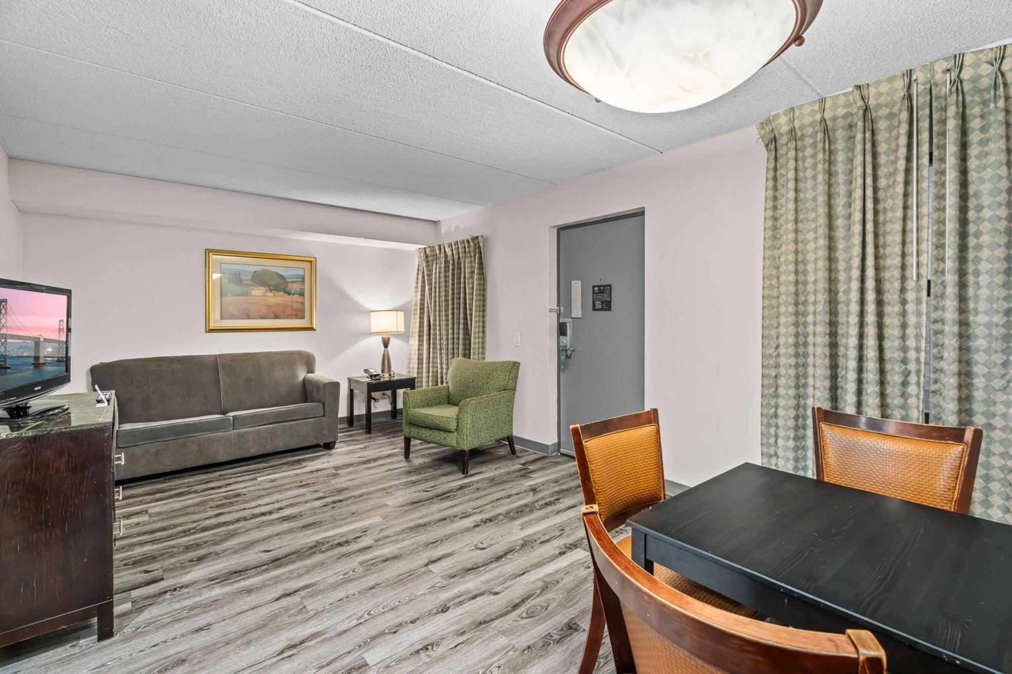 Quality Inn & Suites Mall Of America - Msp Airport Bloomington Esterno foto