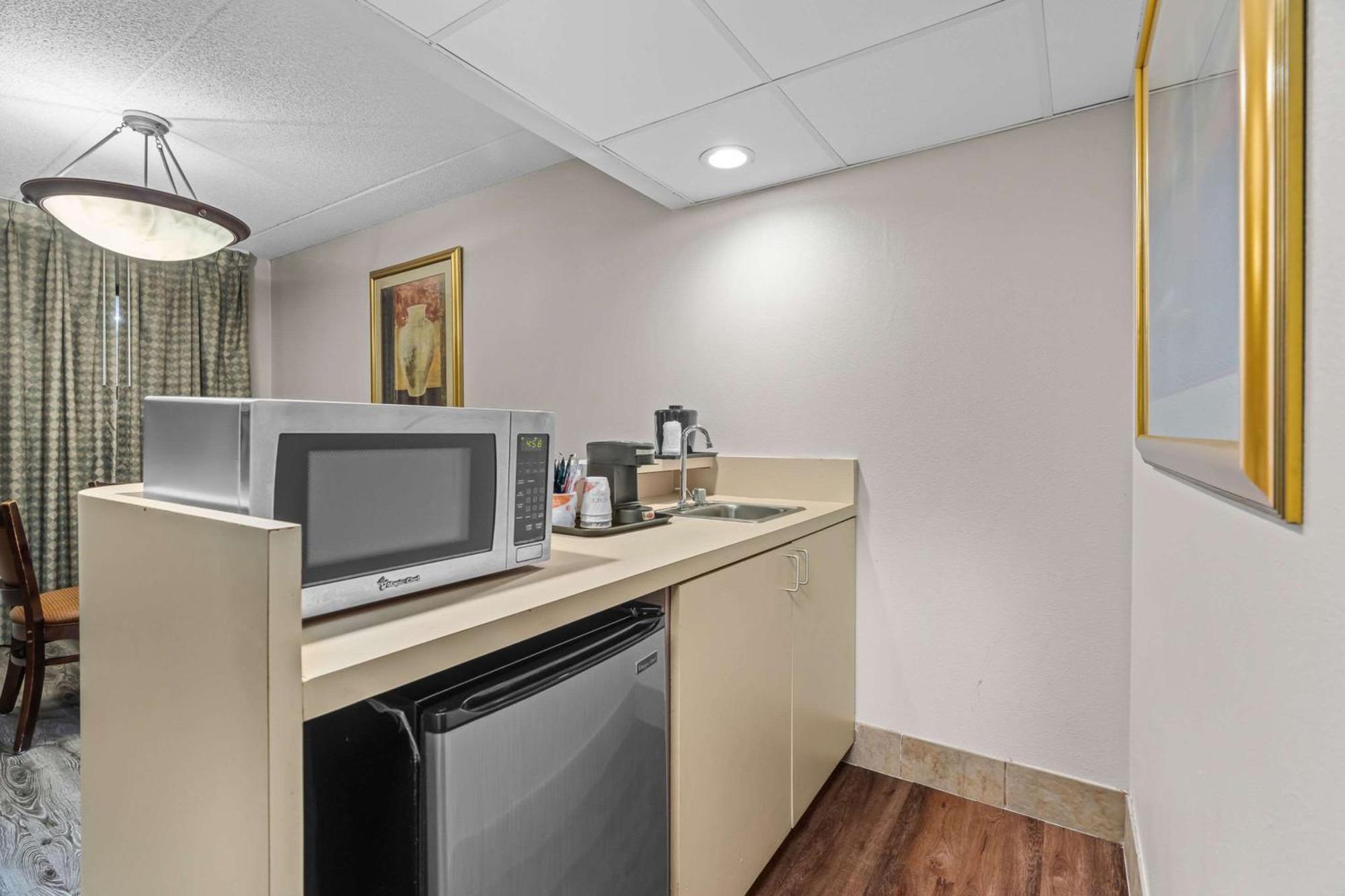 Quality Inn & Suites Mall Of America - Msp Airport Bloomington Esterno foto