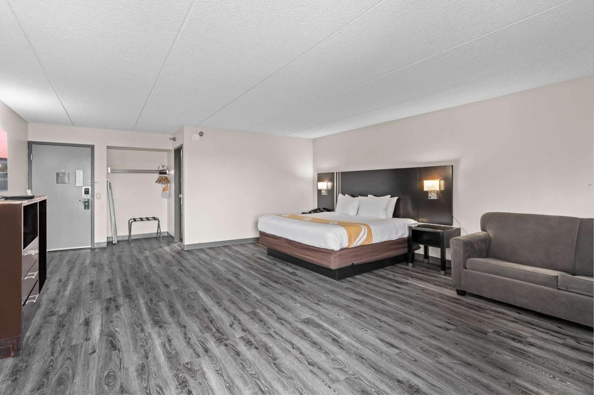 Quality Inn & Suites Mall Of America - Msp Airport Bloomington Esterno foto