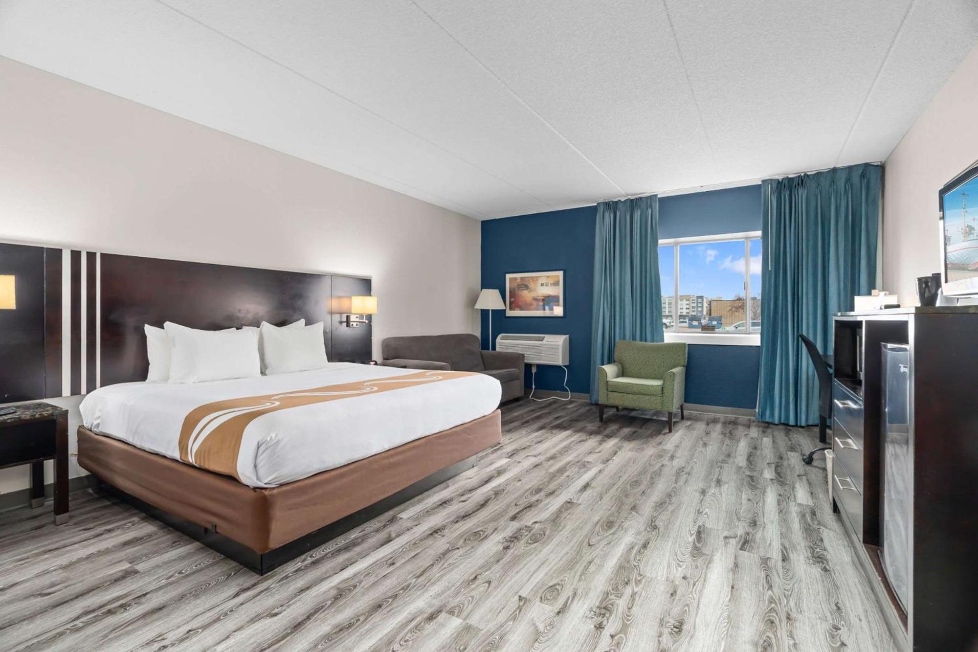 Quality Inn & Suites Mall Of America - Msp Airport Bloomington Esterno foto